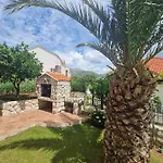 Villa Lukic *
